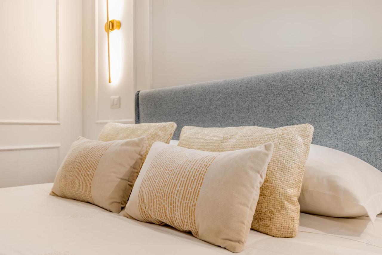רומא Bbhome Design Suite Apartment Over Trastevere District מראה חיצוני תמונה