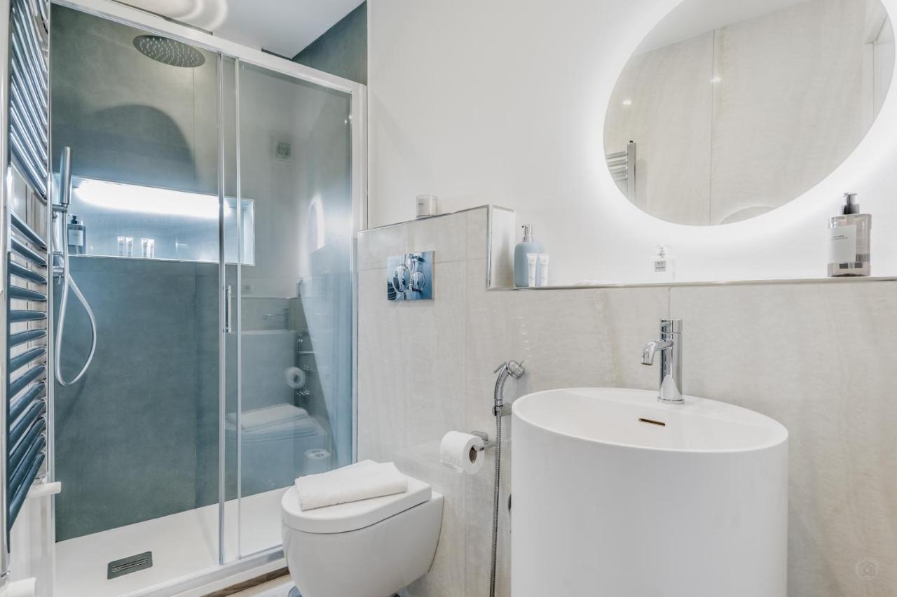 רומא Bbhome Design Suite Apartment Over Trastevere District מראה חיצוני תמונה