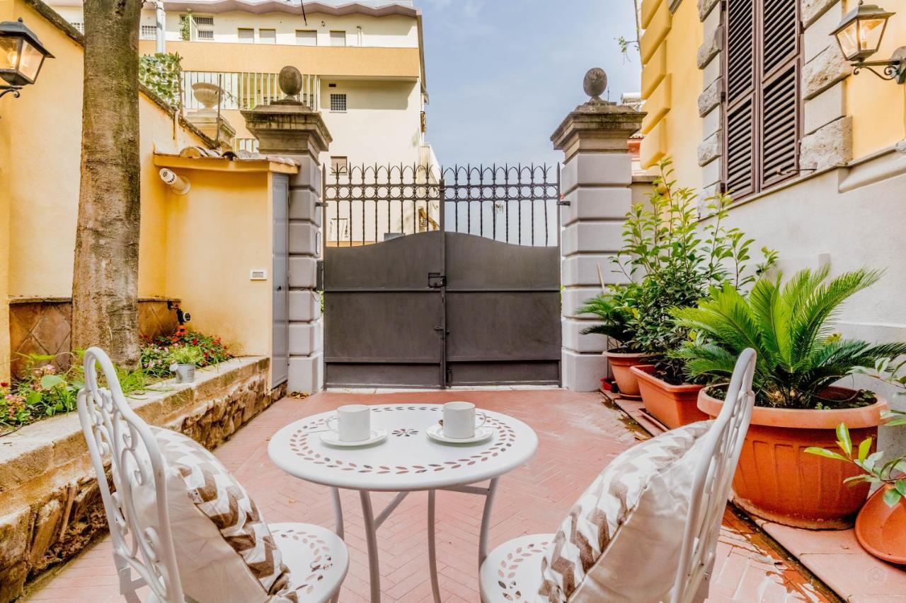רומא Bbhome Design Suite Apartment Over Trastevere District מראה חיצוני תמונה