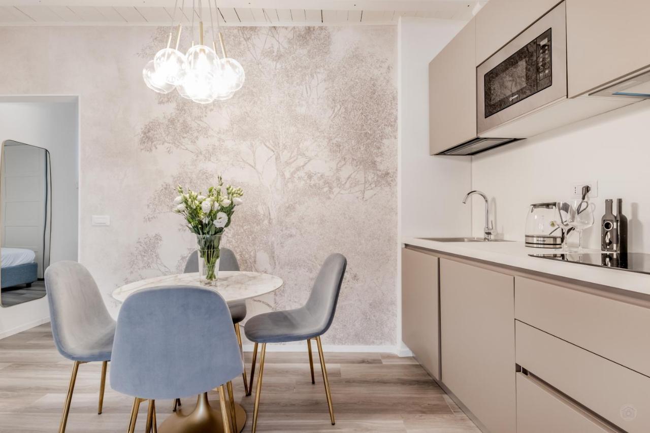 רומא Bbhome Design Suite Apartment Over Trastevere District מראה חיצוני תמונה